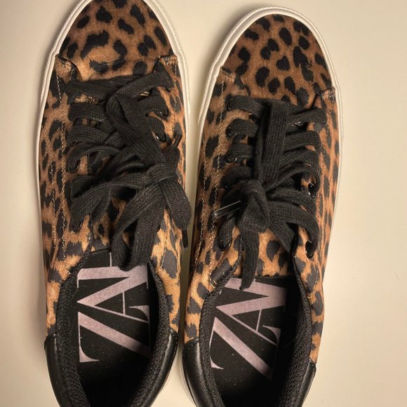 Zara Leopard Print Sneakers - Picture 3 of 4